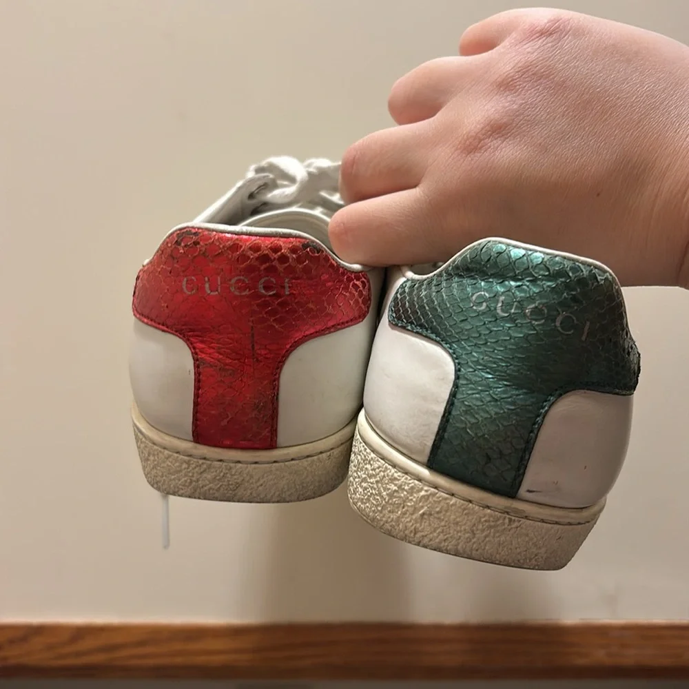 GUCCI Authentic Heart Leather Sneakers-Preloved - Picture 5 of 9